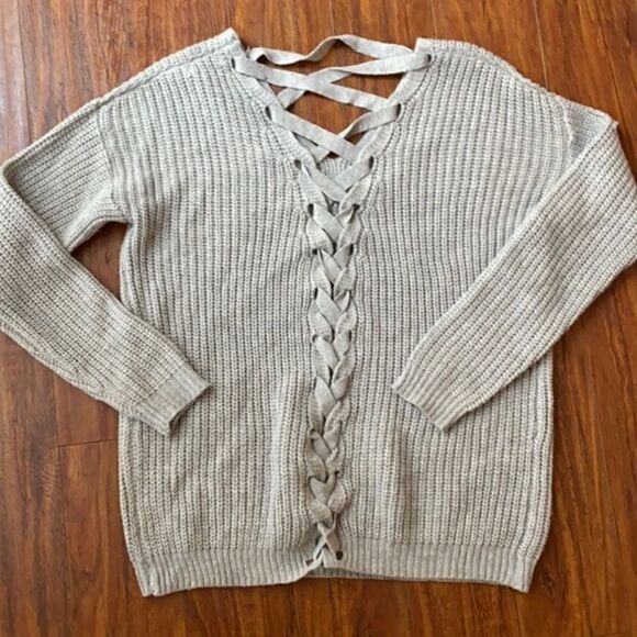 Cotton on cream lace up back sweater size L - Picture 9 of 9